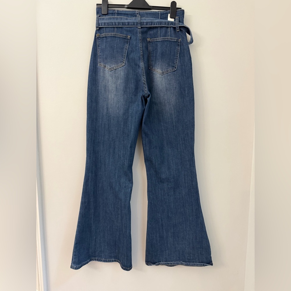Forever 21 Jeans Womens 28 Blue High Rise Wide Leg Medium Wash Button Fly Denim - Picture 2 of 12